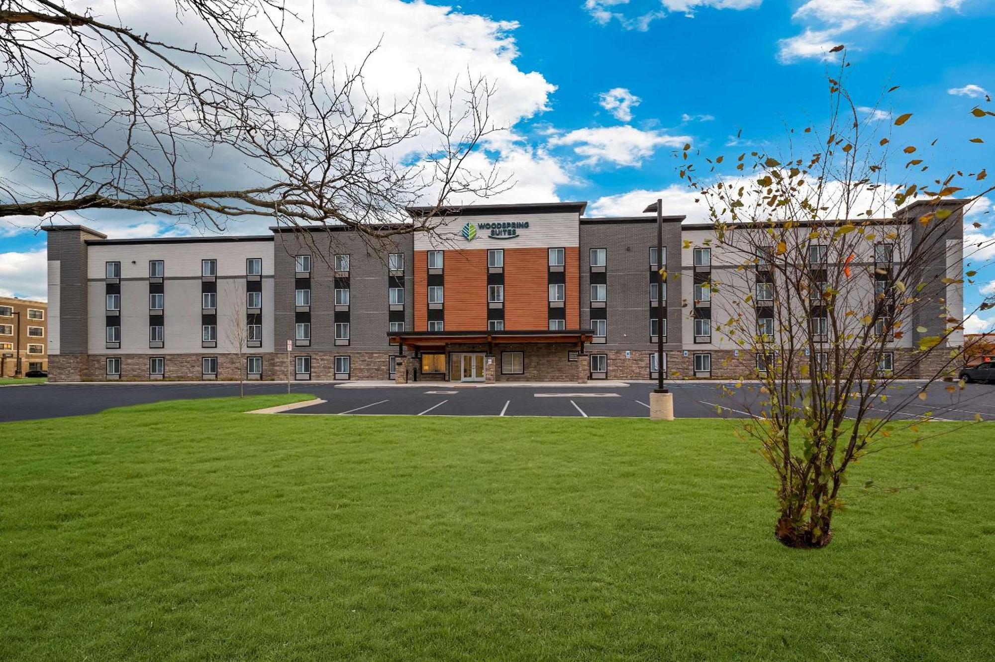 Woodspring Suites Dearborn Detroit Buitenkant foto